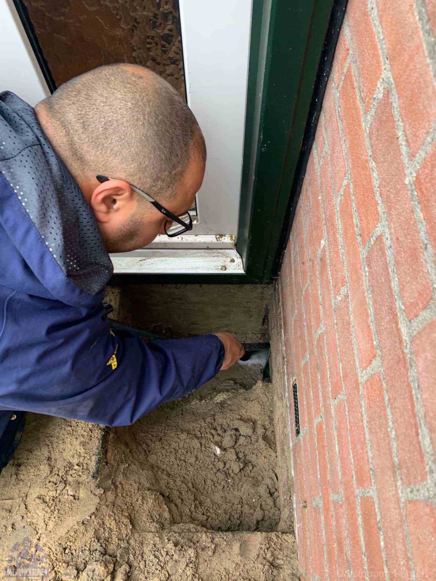 Ontstoppen Bergen Leiding